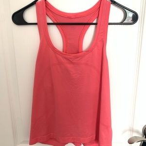 Lululemon Swiftly Tech Tank 2.0
